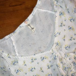 XS Womens White Floral Pacsun Shirt